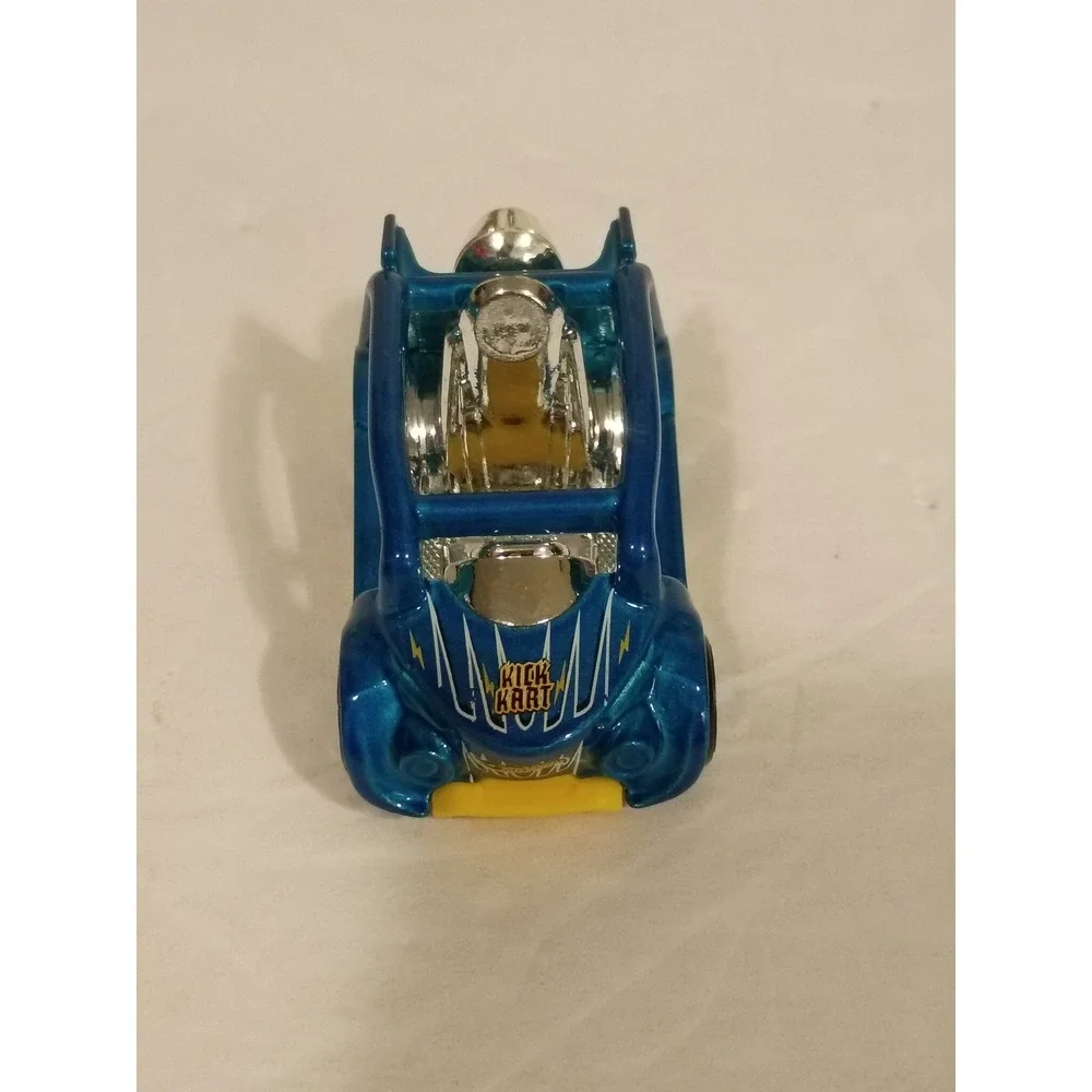 Hot Wheels Kick Kart Blue Metallic Yellow Base Diecast Car 1:64 Scale